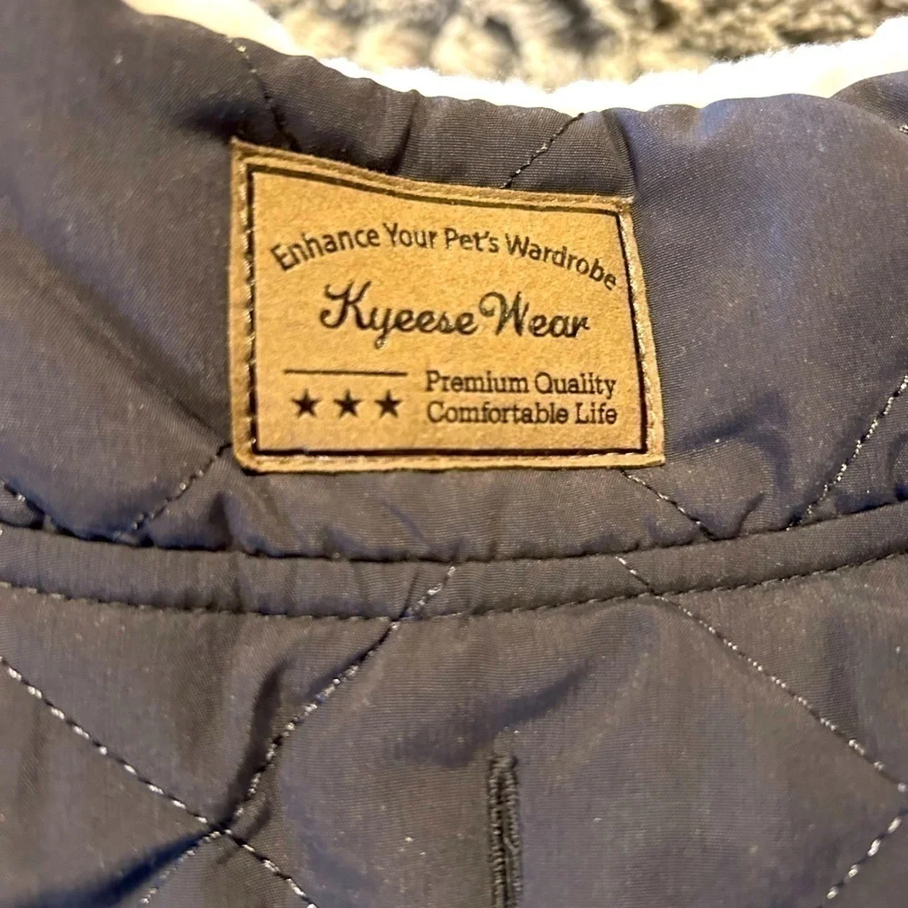 Kyeese nwt padded